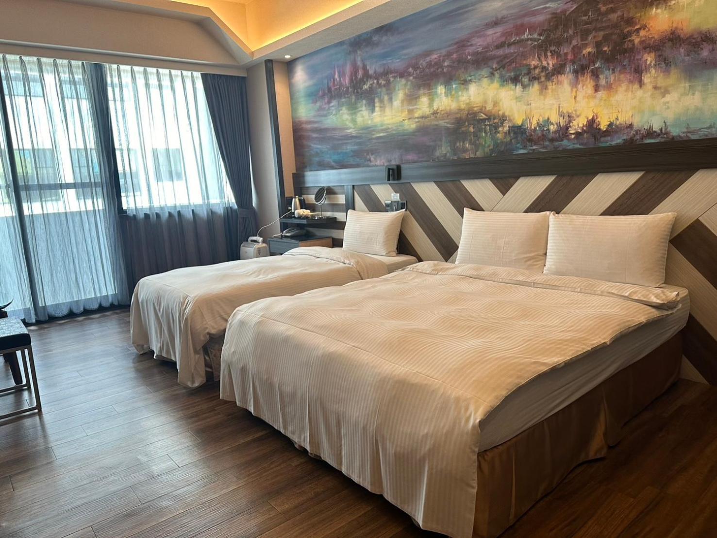 Weifeng Boutique Business Hotel - Zhanqian Branch Pingtung Ngoại thất bức ảnh